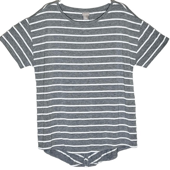 Chico’s Zenergy Grey and White Striped Short Sleeve shirt Women’s 12 /14 - Picture 1 of 6